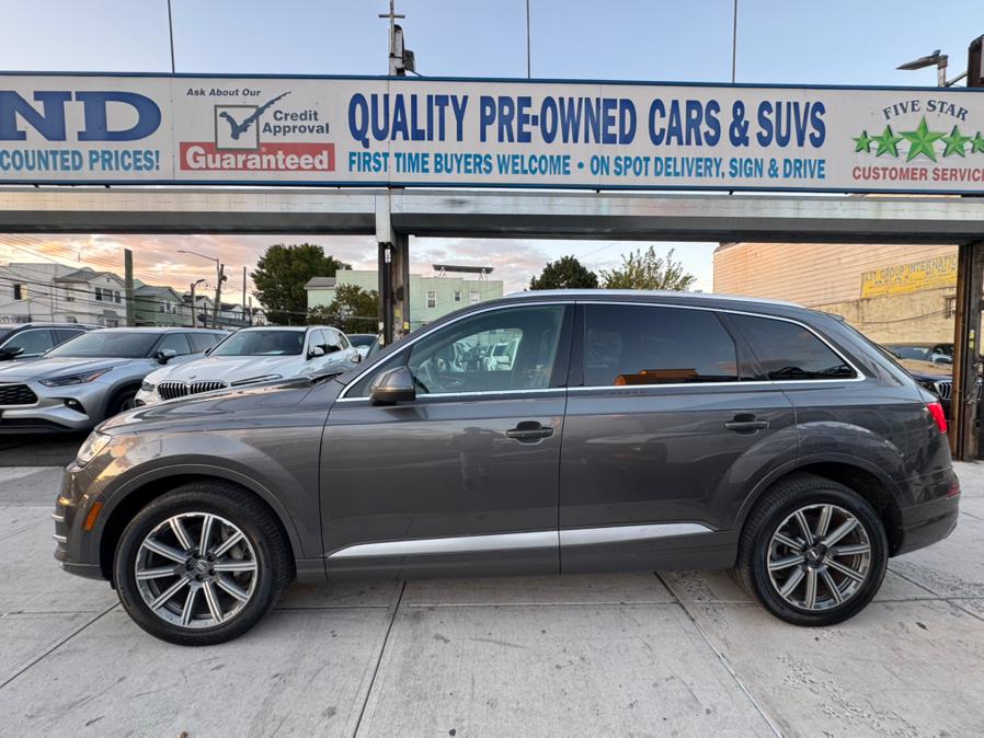 2019 Audi Q7 Premium 45 TFSI quattro, available for sale in Jamaica, New York | Sunrise Autoland. Jamaica, New York 2019 Audi Q7 Premium 45 TFSI quattro, available for sale in Jamaica, New York | Sunrise Autoland. Jamaica, New York