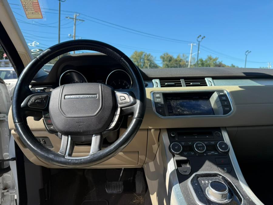 2013 Land Rover Range Rover Evoque Pure, available for sale in Stratford, Connecticut | Wiz Leasing Inc. Stratford, Connecticut 2013 Land Rover Range Rover Evoque Pure, available for sale in Stratford, Connecticut | Wiz Leasing Inc. Stratford, Connecticut