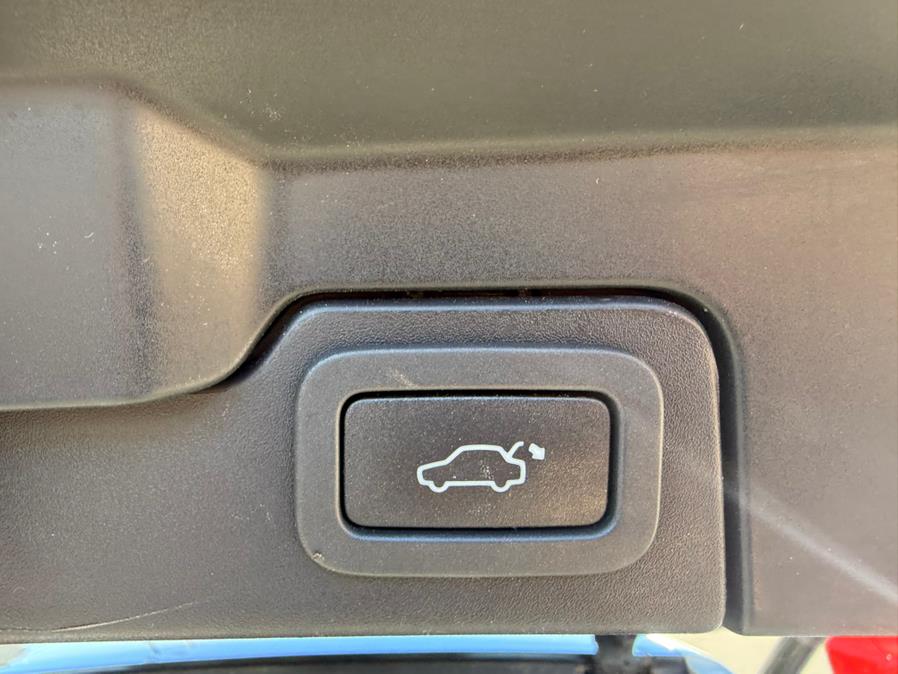 2013 Land Rover Range Rover Evoque Pure, available for sale in Stratford, Connecticut | Wiz Leasing Inc. Stratford, Connecticut 2013 Land Rover Range Rover Evoque Pure, available for sale in Stratford, Connecticut | Wiz Leasing Inc. Stratford, Connecticut