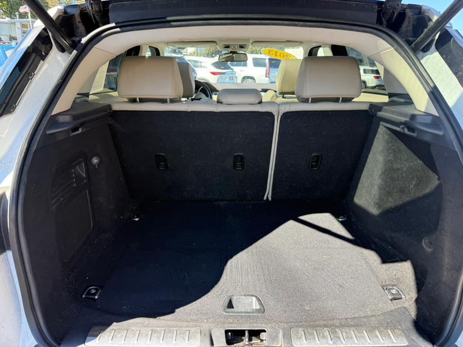 2013 Land Rover Range Rover Evoque Pure, available for sale in Stratford, Connecticut | Wiz Leasing Inc. Stratford, Connecticut 2013 Land Rover Range Rover Evoque Pure, available for sale in Stratford, Connecticut | Wiz Leasing Inc. Stratford, Connecticut