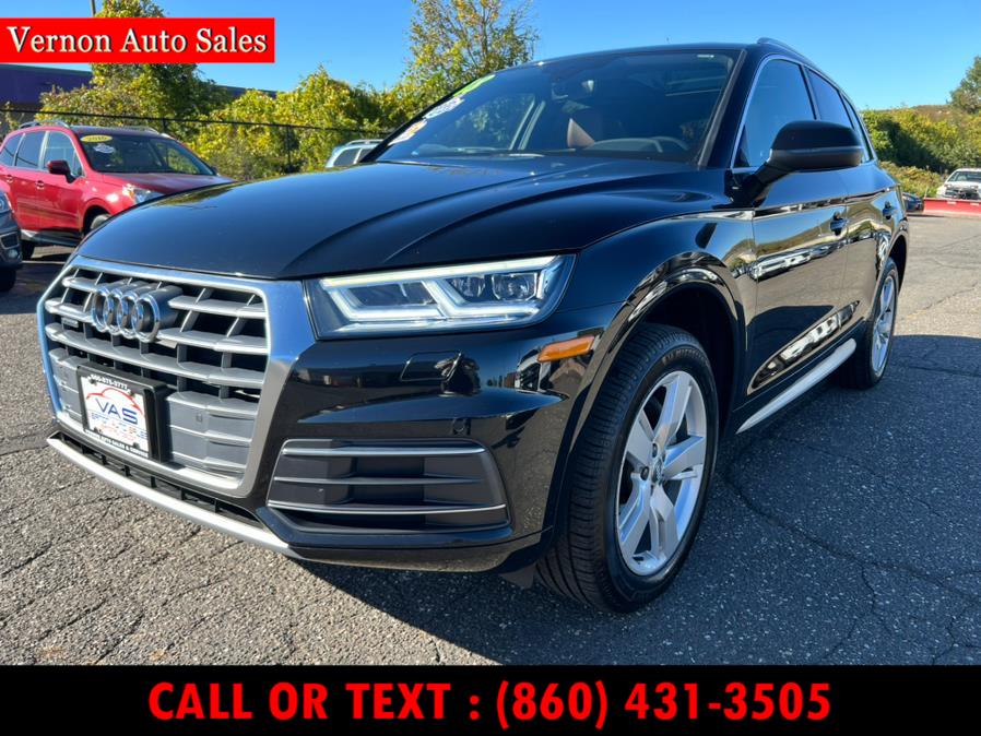 Used 2018 Audi Q5 in Manchester, Connecticut | Vernon Auto Sale & Service. Manchester, Connecticut