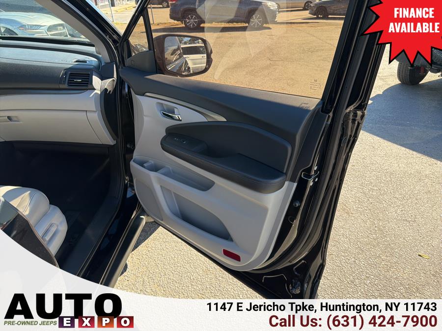 2019 Honda Pilot EX-L 2WD, available for sale in Huntington, New York | Auto Expo. Huntington, New York 2019 Honda Pilot EX-L 2WD, available for sale in Huntington, New York | Auto Expo. Huntington, New York