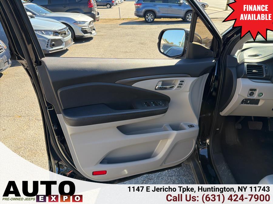 2019 Honda Pilot EX-L 2WD, available for sale in Huntington, New York | Auto Expo. Huntington, New York 2019 Honda Pilot EX-L 2WD, available for sale in Huntington, New York | Auto Expo. Huntington, New York