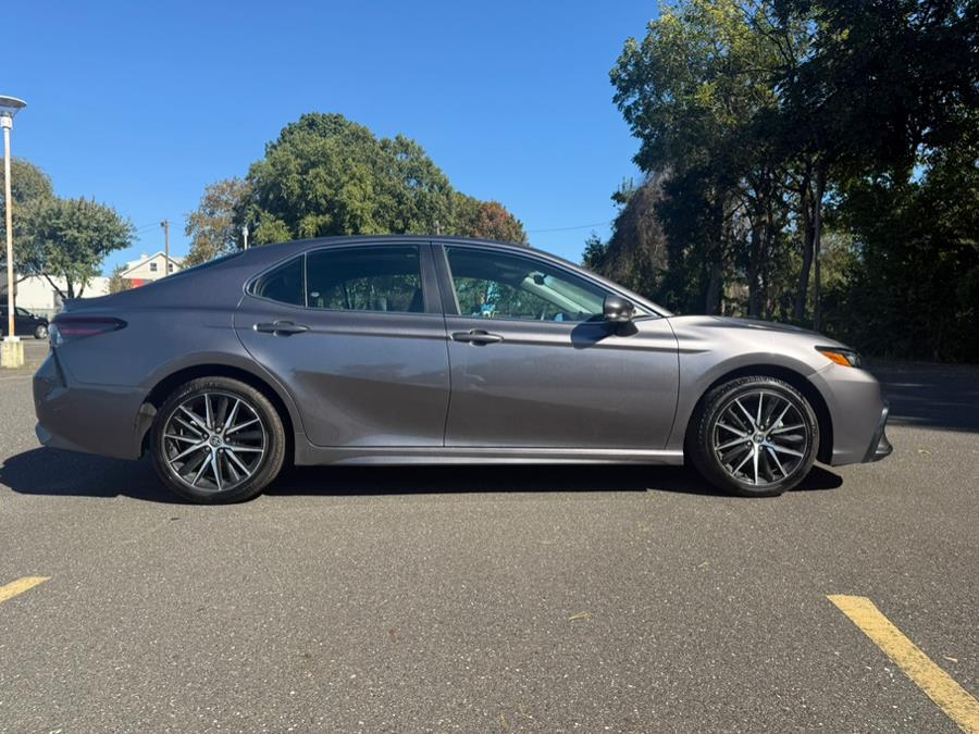 2022 Toyota Camry SE Auto (Natl), available for sale in Philadelphia, Pennsylvania | Eugen's Auto Sales & Repairs. Philadelphia, Pennsylvania 2022 Toyota Camry SE Auto (Natl), available for sale in Philadelphia, Pennsylvania | Eugen's Auto Sales & Repairs. Philadelphia, Pennsylvania