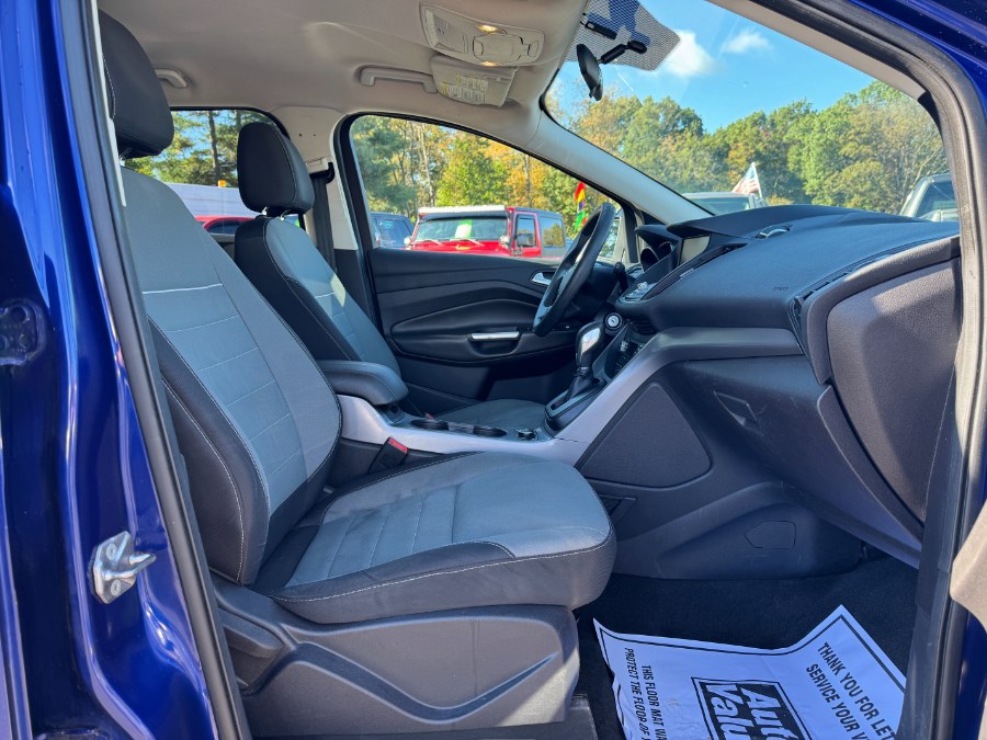 2015 Ford Escape 4WD 4dr SE, available for sale in Ortonville, Michigan | Marsh Auto Sales LLC. Ortonville, Michigan 2015 Ford Escape 4WD 4dr SE, available for sale in Ortonville, Michigan | Marsh Auto Sales LLC. Ortonville, Michigan