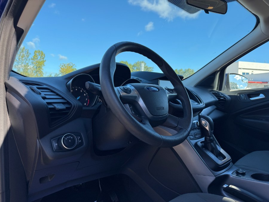 2015 Ford Escape 4WD 4dr SE, available for sale in Ortonville, Michigan | Marsh Auto Sales LLC. Ortonville, Michigan 2015 Ford Escape 4WD 4dr SE, available for sale in Ortonville, Michigan | Marsh Auto Sales LLC. Ortonville, Michigan