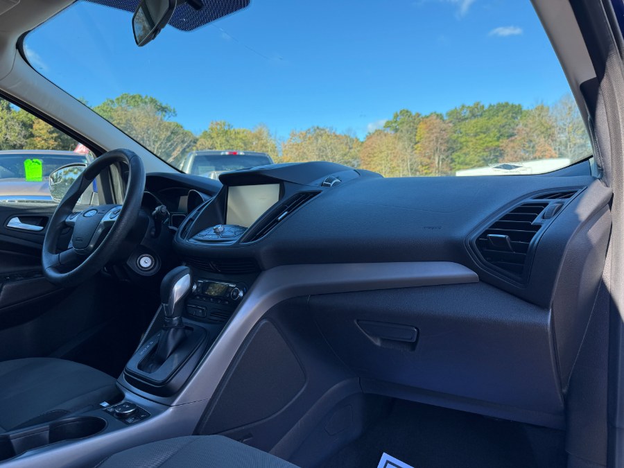 2015 Ford Escape 4WD 4dr SE, available for sale in Ortonville, Michigan | Marsh Auto Sales LLC. Ortonville, Michigan 2015 Ford Escape 4WD 4dr SE, available for sale in Ortonville, Michigan | Marsh Auto Sales LLC. Ortonville, Michigan