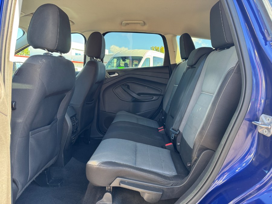 2015 Ford Escape 4WD 4dr SE, available for sale in Ortonville, Michigan | Marsh Auto Sales LLC. Ortonville, Michigan 2015 Ford Escape 4WD 4dr SE, available for sale in Ortonville, Michigan | Marsh Auto Sales LLC. Ortonville, Michigan