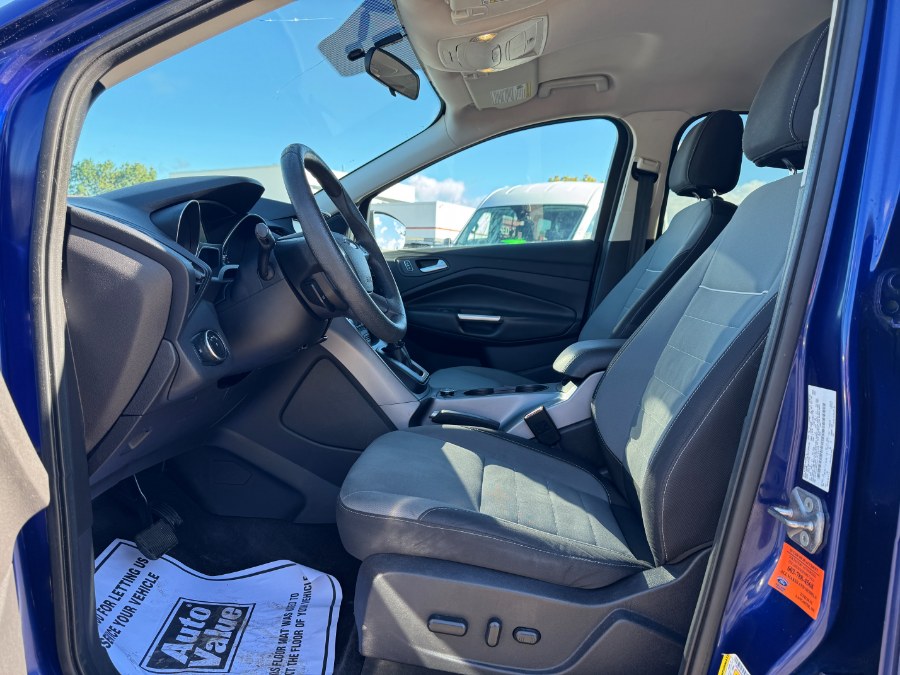 2015 Ford Escape 4WD 4dr SE, available for sale in Ortonville, Michigan | Marsh Auto Sales LLC. Ortonville, Michigan 2015 Ford Escape 4WD 4dr SE, available for sale in Ortonville, Michigan | Marsh Auto Sales LLC. Ortonville, Michigan
