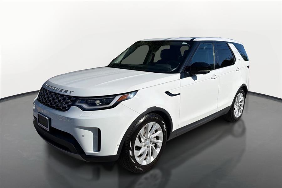 Used 2024 Land Rover Discovery in Lindenhurst, New York | Power Motor Group. Lindenhurst, New York