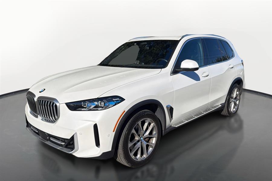 Used 2024 BMW X5 in Lindenhurst, New York | Power Motor Group. Lindenhurst, New York