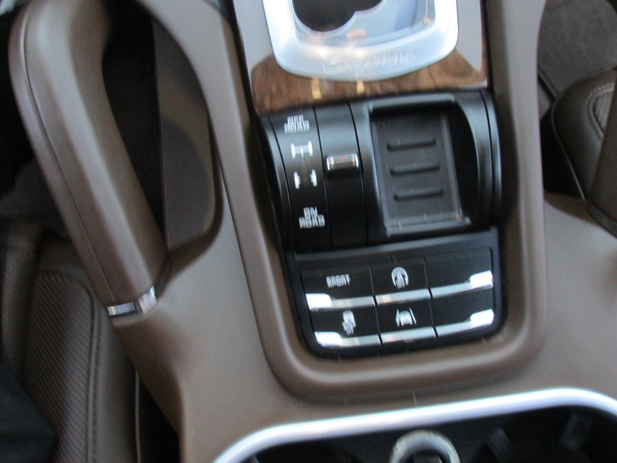2017 Porsche Cayenne S AWD, available for sale in Massapequa, New York | South Shore Auto Brokers & Sales. Massapequa, New York 2017 Porsche Cayenne S AWD, available for sale in Massapequa, New York | South Shore Auto Brokers & Sales. Massapequa, New York