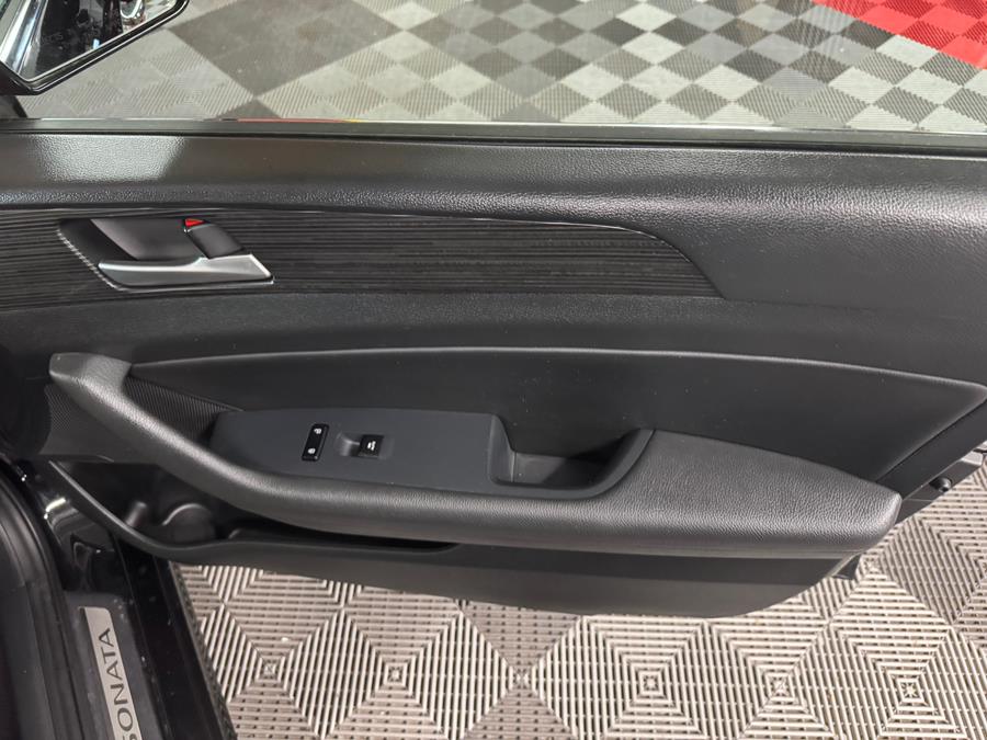 2018 Hyundai Sonata SEL+ 2.4L w/SULEV, available for sale in West Babylon , New York | MP Motors Inc. West Babylon , New York 2018 Hyundai Sonata SEL+ 2.4L w/SULEV, available for sale in West Babylon , New York | MP Motors Inc. West Babylon , New York