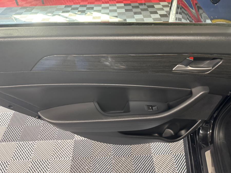 2018 Hyundai Sonata SEL+ 2.4L w/SULEV, available for sale in West Babylon , New York | MP Motors Inc. West Babylon , New York 2018 Hyundai Sonata SEL+ 2.4L w/SULEV, available for sale in West Babylon , New York | MP Motors Inc. West Babylon , New York