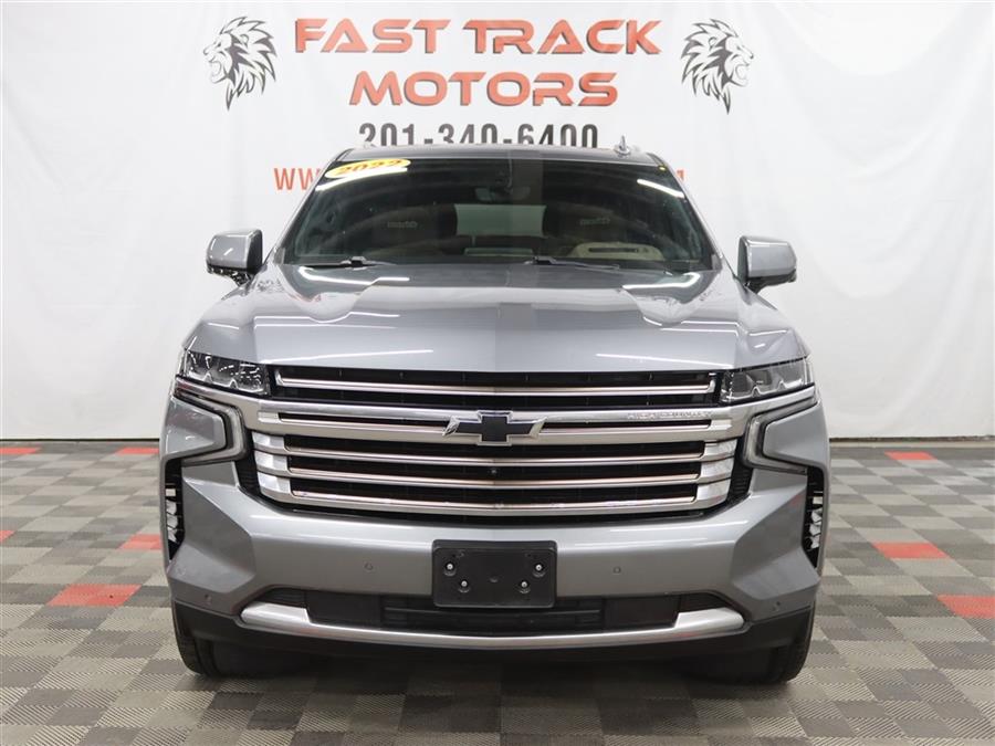 2022 Chevrolet Suburban High Country photo 2