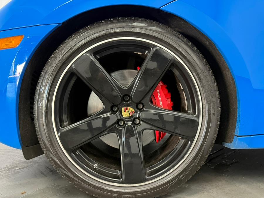 2017 Porsche Macan GTS AWD, available for sale in Elizabeth, New Jersey | M Auto Group. Elizabeth, New Jersey 2017 Porsche Macan GTS AWD, available for sale in Elizabeth, New Jersey | M Auto Group. Elizabeth, New Jersey