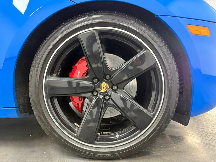 2017 Porsche Macan GTS AWD, available for sale in Elizabeth, New Jersey | M Auto Group. Elizabeth, New Jersey 2017 Porsche Macan GTS AWD, available for sale in Elizabeth, New Jersey | M Auto Group. Elizabeth, New Jersey
