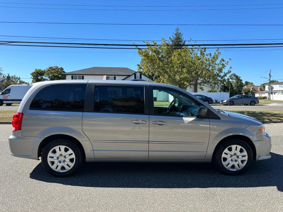 2015 Dodge Grand Caravan 4dr Wgn American Value Pkg, available for sale in Copiague, New York | Great Deal Motors. Copiague, New York 2015 Dodge Grand Caravan 4dr Wgn American Value Pkg, available for sale in Copiague, New York | Great Deal Motors. Copiague, New York