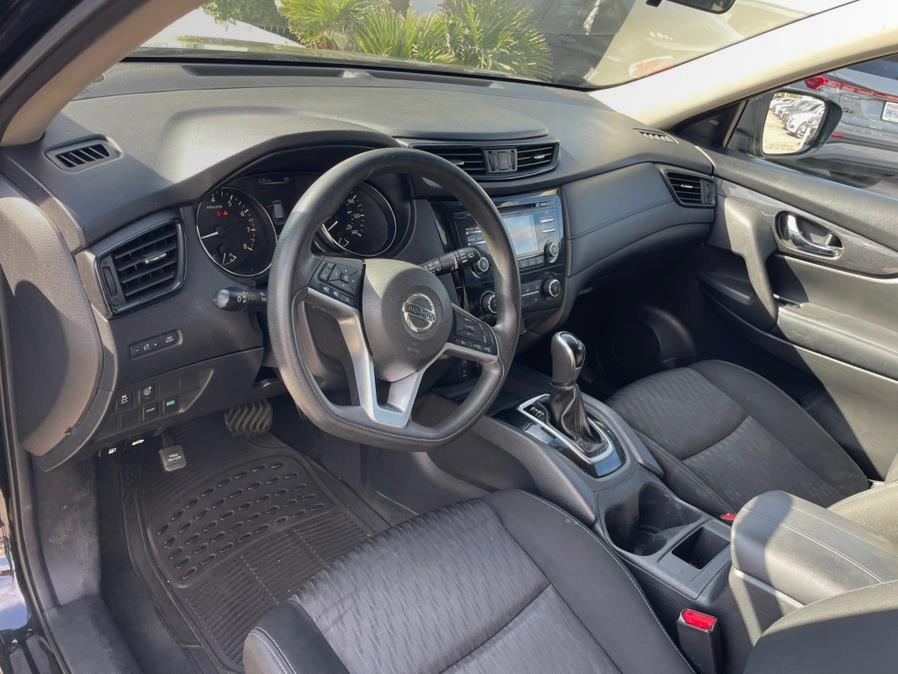 2017 Nissan Rogue 2017.5 FWD S, available for sale in Hawaiian Gardens, California | Luxe Motors. Hawaiian Gardens, California 2017 Nissan Rogue 2017.5 FWD S, available for sale in Hawaiian Gardens, California | Luxe Motors. Hawaiian Gardens, California
