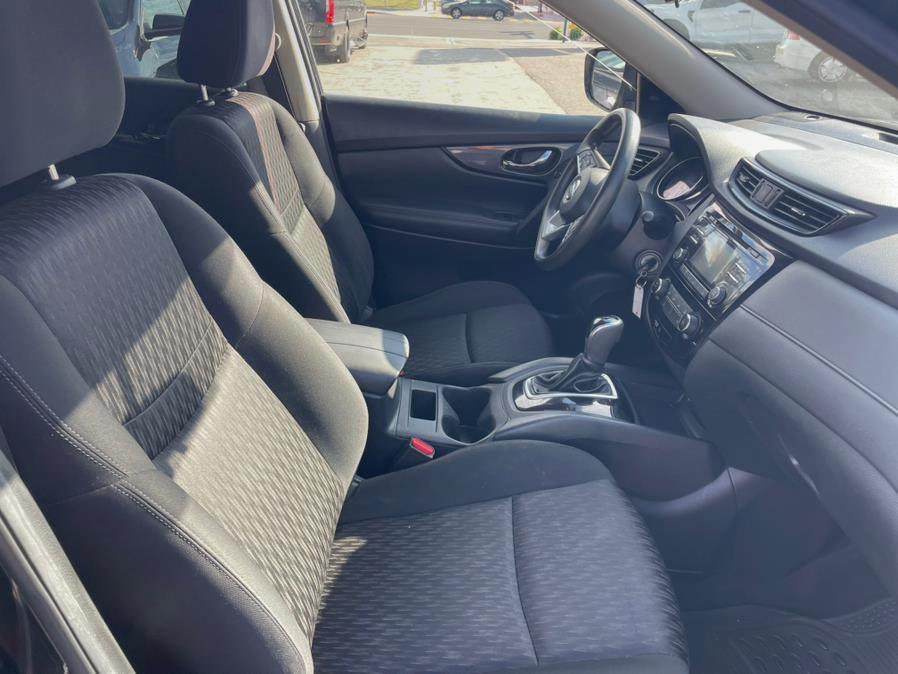 2017 Nissan Rogue 2017.5 FWD S, available for sale in Hawaiian Gardens, California | Luxe Motors. Hawaiian Gardens, California 2017 Nissan Rogue 2017.5 FWD S, available for sale in Hawaiian Gardens, California | Luxe Motors. Hawaiian Gardens, California
