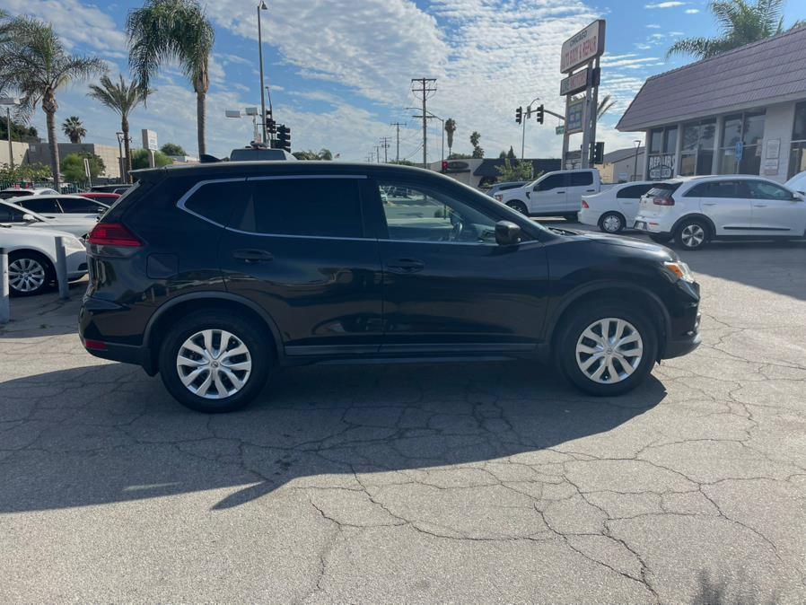 2017 Nissan Rogue 2017.5 FWD S, available for sale in Hawaiian Gardens, California | Luxe Motors. Hawaiian Gardens, California 2017 Nissan Rogue 2017.5 FWD S, available for sale in Hawaiian Gardens, California | Luxe Motors. Hawaiian Gardens, California