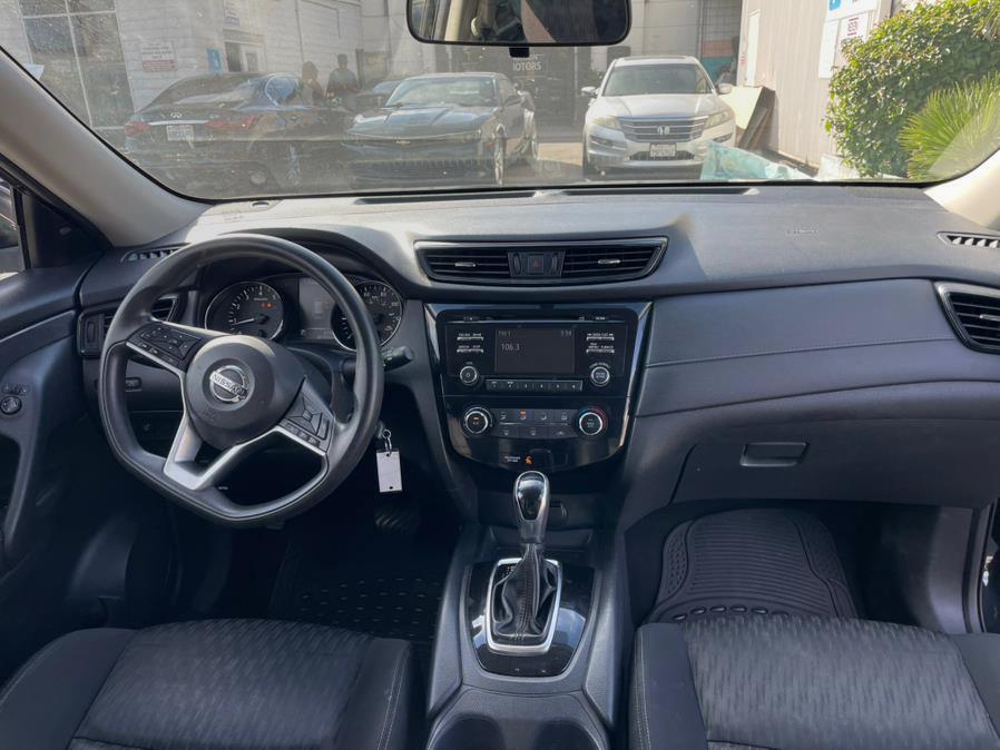 2017 Nissan Rogue 2017.5 FWD S, available for sale in Hawaiian Gardens, California | Luxe Motors. Hawaiian Gardens, California 2017 Nissan Rogue 2017.5 FWD S, available for sale in Hawaiian Gardens, California | Luxe Motors. Hawaiian Gardens, California