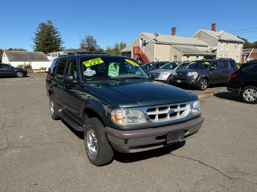 1996 Ford Explorer 4dr 112" WB Limited 4WD, available for sale in East Windsor, Connecticut | CT Car Co LLC. East Windsor, Connecticut