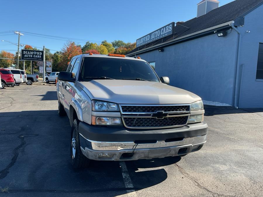 2005 Chevrolet Silverado 2500HD Crew Cab 167" WB 4WD LT, available for sale in Vernon, Connecticut | TD Automotive Enterprises LLC DBA Diamond Auto Cars. Vernon, Connecticut 2005 Chevrolet Silverado 2500HD Crew Cab 167" WB 4WD LT, available for sale in Vernon, Connecticut | TD Automotive Enterprises LLC DBA Diamond Auto Cars. Vernon, Connecticut