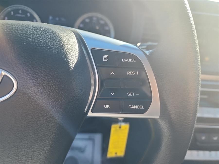 2018 Hyundai Sonata SE 2.4L SULEV, available for sale in Islip, New York | L.I. Auto Gallery. Islip, New York 2018 Hyundai Sonata SE 2.4L SULEV, available for sale in Islip, New York | L.I. Auto Gallery. Islip, New York