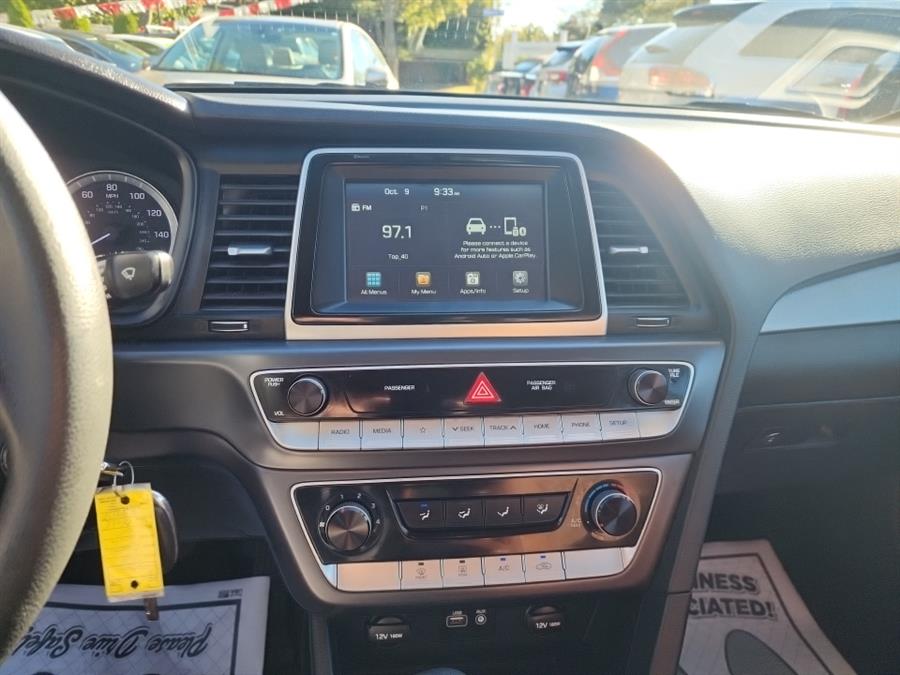 2018 Hyundai Sonata SE 2.4L SULEV, available for sale in Islip, New York | L.I. Auto Gallery. Islip, New York 2018 Hyundai Sonata SE 2.4L SULEV, available for sale in Islip, New York | L.I. Auto Gallery. Islip, New York