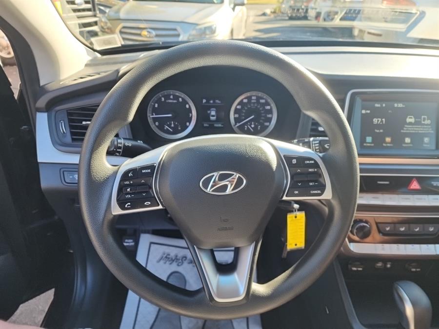 2018 Hyundai Sonata SE 2.4L SULEV, available for sale in Islip, New York | L.I. Auto Gallery. Islip, New York 2018 Hyundai Sonata SE 2.4L SULEV, available for sale in Islip, New York | L.I. Auto Gallery. Islip, New York