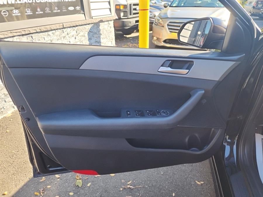 2018 Hyundai Sonata SE 2.4L SULEV, available for sale in Islip, New York | L.I. Auto Gallery. Islip, New York 2018 Hyundai Sonata SE 2.4L SULEV, available for sale in Islip, New York | L.I. Auto Gallery. Islip, New York