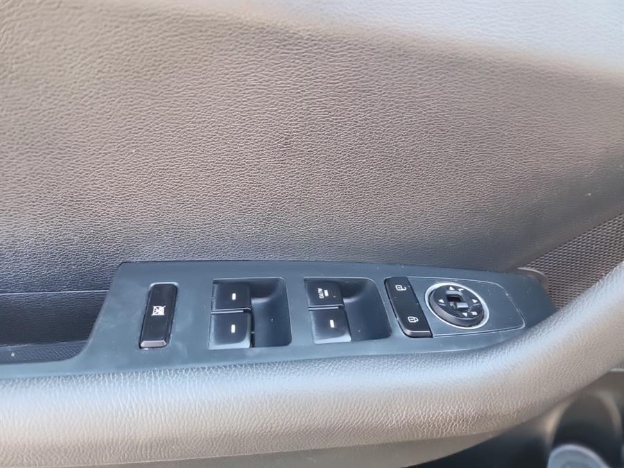 2018 Hyundai Sonata SE 2.4L SULEV, available for sale in Islip, New York | L.I. Auto Gallery. Islip, New York 2018 Hyundai Sonata SE 2.4L SULEV, available for sale in Islip, New York | L.I. Auto Gallery. Islip, New York