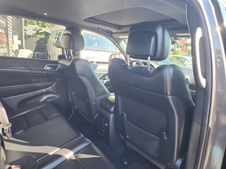 2021 Jeep Grand Cherokee Limited 4x4, available for sale in Islip, New York | L.I. Auto Gallery. Islip, New York 2021 Jeep Grand Cherokee Limited 4x4, available for sale in Islip, New York | L.I. Auto Gallery. Islip, New York
