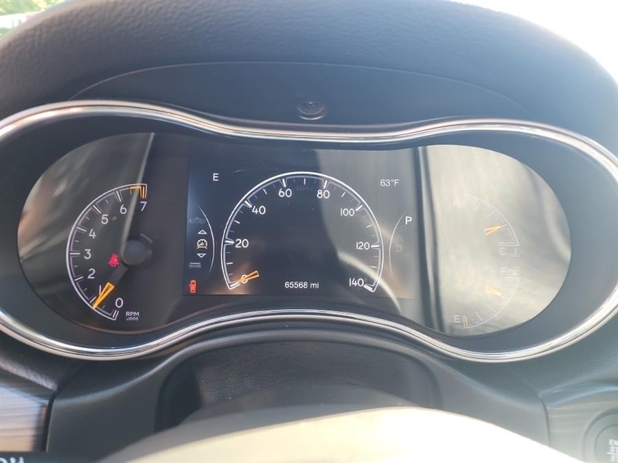 2021 Jeep Grand Cherokee Limited 4x4, available for sale in Islip, New York | L.I. Auto Gallery. Islip, New York 2021 Jeep Grand Cherokee Limited 4x4, available for sale in Islip, New York | L.I. Auto Gallery. Islip, New York