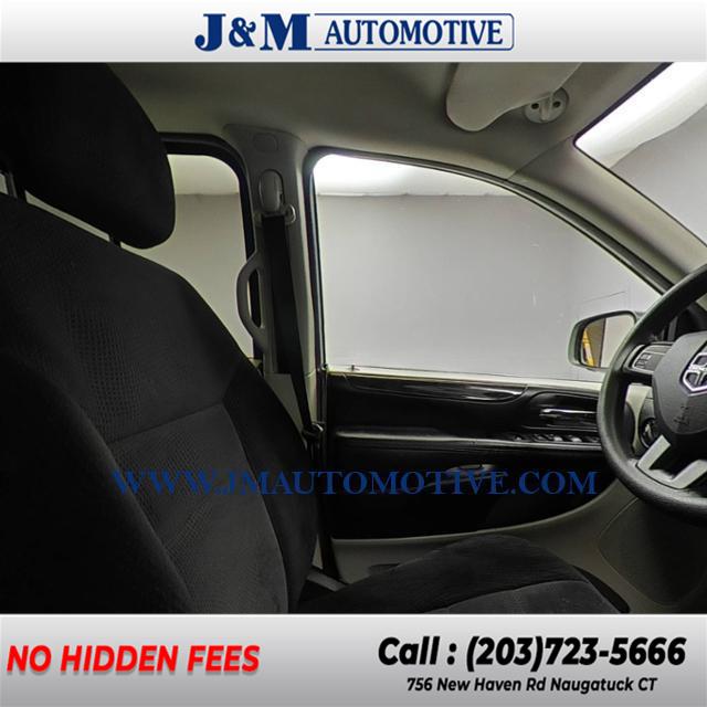2014 Dodge Grand Caravan SXT, available for sale in Naugatuck, Connecticut | J&M Automotive Sls&Svc LLC. Naugatuck, Connecticut 2014 Dodge Grand Caravan SXT, available for sale in Naugatuck, Connecticut | J&M Automotive Sls&Svc LLC. Naugatuck, Connecticut