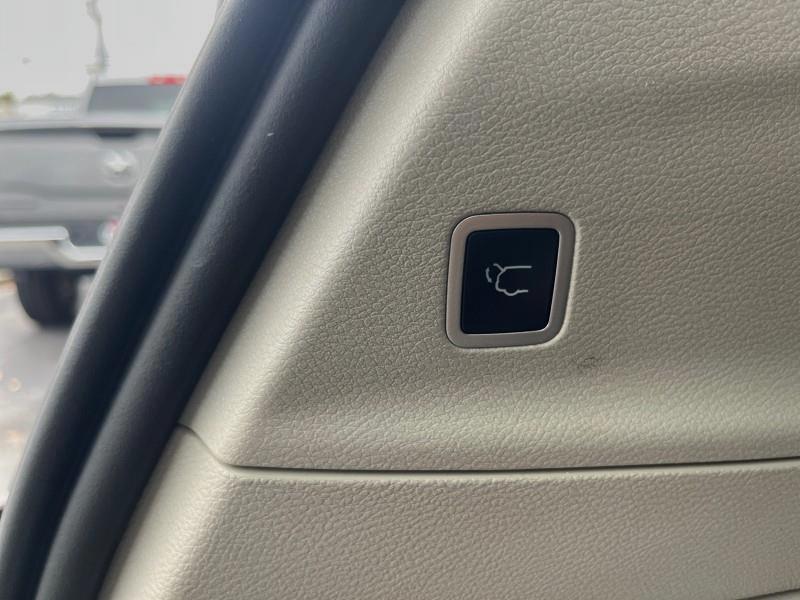 2022 Chrysler Pacifica Hybrid Limited FWD, available for sale in Maple Shade, New Jersey | Car Revolution. Maple Shade, New Jersey 2022 Chrysler Pacifica Hybrid Limited FWD, available for sale in Maple Shade, New Jersey | Car Revolution. Maple Shade, New Jersey