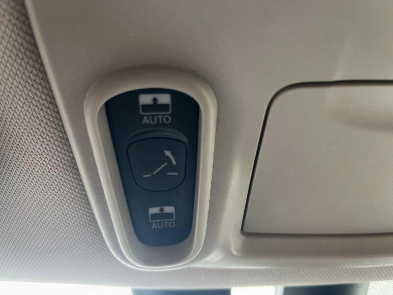 2022 Chrysler Pacifica Hybrid Limited FWD, available for sale in Maple Shade, New Jersey | Car Revolution. Maple Shade, New Jersey 2022 Chrysler Pacifica Hybrid Limited FWD, available for sale in Maple Shade, New Jersey | Car Revolution. Maple Shade, New Jersey