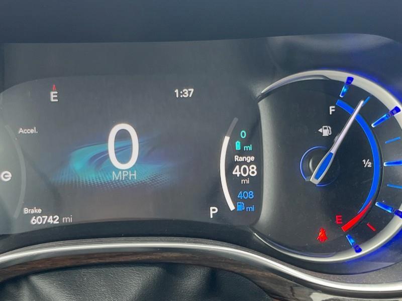2022 Chrysler Pacifica Hybrid Limited FWD, available for sale in Maple Shade, New Jersey | Car Revolution. Maple Shade, New Jersey 2022 Chrysler Pacifica Hybrid Limited FWD, available for sale in Maple Shade, New Jersey | Car Revolution. Maple Shade, New Jersey