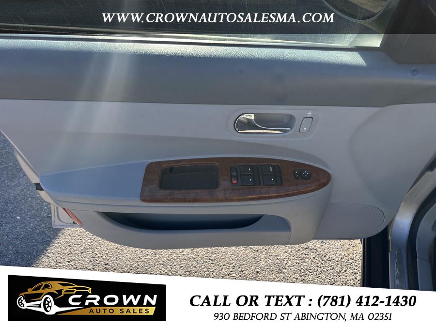 2006 Buick LaCrosse 4dr Sdn CX, available for sale in Abington, Massachusetts | Crown Auto Sales. Abington, Massachusetts 2006 Buick LaCrosse 4dr Sdn CX, available for sale in Abington, Massachusetts | Crown Auto Sales. Abington, Massachusetts