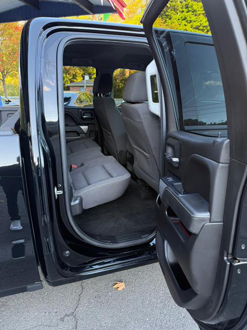 2018 Chevrolet Silverado 1500 4WD Double Cab 143.5" LT w/2LT, available for sale in Windsor Locks, Connecticut | JANNA MOTORS LLC. Windsor Locks, Connecticut 2018 Chevrolet Silverado 1500 4WD Double Cab 143.5" LT w/2LT, available for sale in Windsor Locks, Connecticut | JANNA MOTORS LLC. Windsor Locks, Connecticut