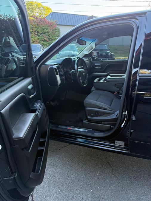 2018 Chevrolet Silverado 1500 4WD Double Cab 143.5" LT w/2LT, available for sale in Windsor Locks, Connecticut | JANNA MOTORS LLC. Windsor Locks, Connecticut 2018 Chevrolet Silverado 1500 4WD Double Cab 143.5" LT w/2LT, available for sale in Windsor Locks, Connecticut | JANNA MOTORS LLC. Windsor Locks, Connecticut