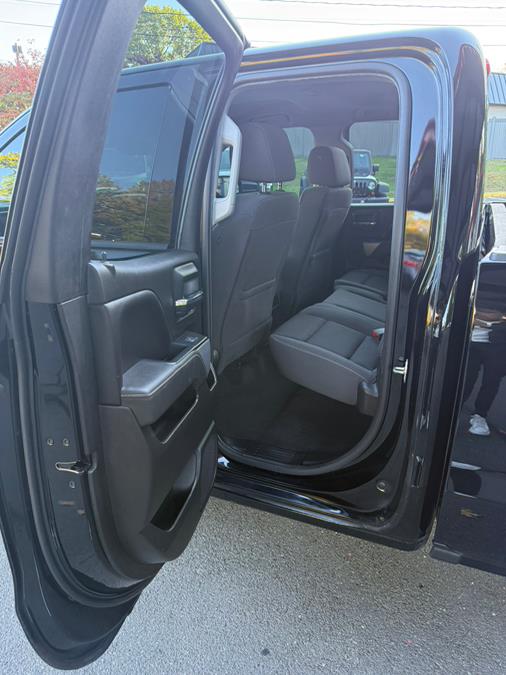 2018 Chevrolet Silverado 1500 4WD Double Cab 143.5" LT w/2LT, available for sale in Windsor Locks, Connecticut | JANNA MOTORS LLC. Windsor Locks, Connecticut 2018 Chevrolet Silverado 1500 4WD Double Cab 143.5" LT w/2LT, available for sale in Windsor Locks, Connecticut | JANNA MOTORS LLC. Windsor Locks, Connecticut