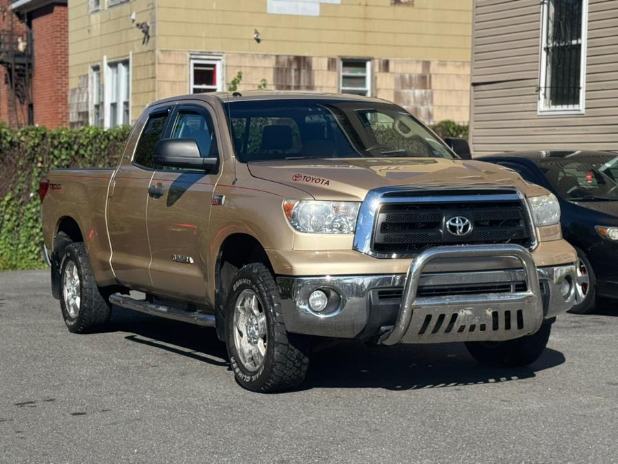 2010 Toyota Tundra SR5 photo 2
