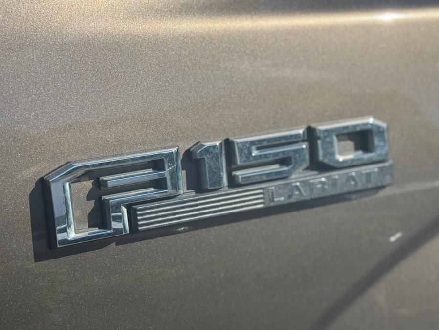 2017 Ford F-150 Lariat photo 4