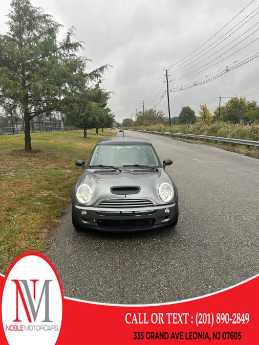Used 2006 MINI Cooper Hardtop in Leonia, New Jersey | Noble Motor Cars LLC. Leonia, New Jersey