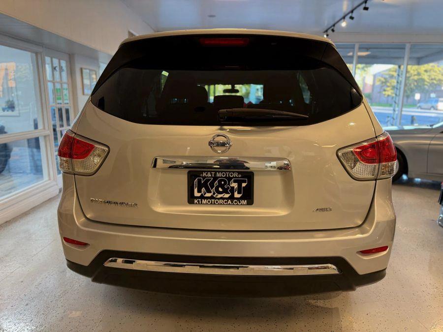 2016 Nissan Pathfinder S Sport Utility 4D, available for sale in Santa Ana, California | K&T Motor LLC. Santa Ana, California 2016 Nissan Pathfinder S Sport Utility 4D, available for sale in Santa Ana, California | K&T Motor LLC. Santa Ana, California
