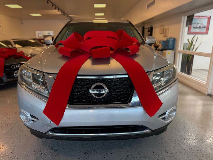 2016 Nissan Pathfinder S Sport Utility 4D, available for sale in Santa Ana, California | K&T Motor LLC. Santa Ana, California 2016 Nissan Pathfinder S Sport Utility 4D, available for sale in Santa Ana, California | K&T Motor LLC. Santa Ana, California