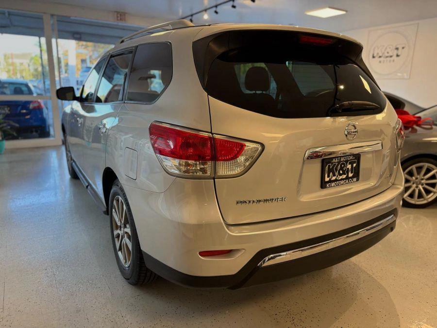 2016 Nissan Pathfinder S Sport Utility 4D, available for sale in Santa Ana, California | K&T Motor LLC. Santa Ana, California 2016 Nissan Pathfinder S Sport Utility 4D, available for sale in Santa Ana, California | K&T Motor LLC. Santa Ana, California