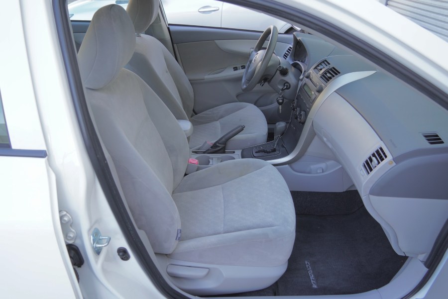 2009 Toyota Corolla LE (ONE OWNER) 4dr Sdn Auto, available for sale in Riverside, California | Big Timin Motors LLC. Riverside, California 2009 Toyota Corolla LE (ONE OWNER) 4dr Sdn Auto, available for sale in Riverside, California | Big Timin Motors LLC. Riverside, California